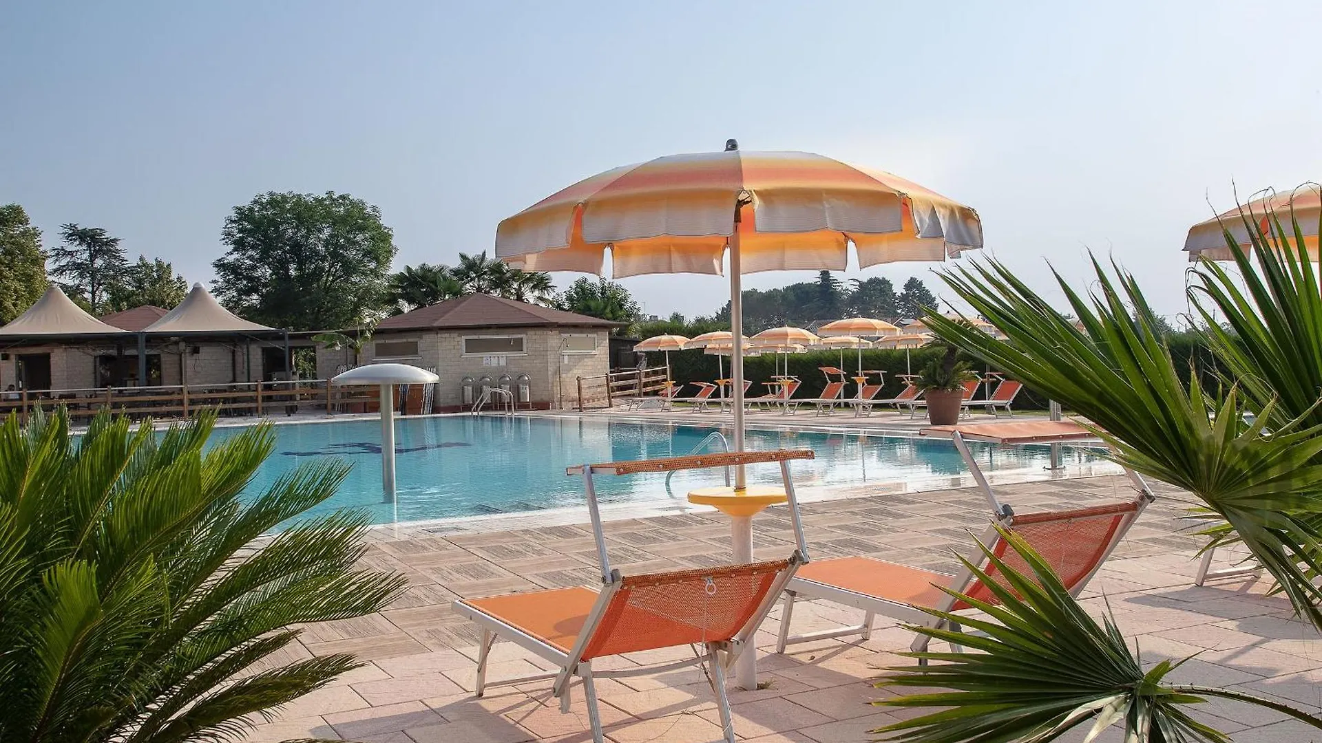 Ancora Sport Resort Hotel メーオロ
