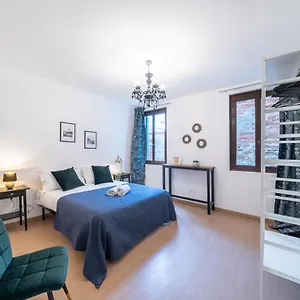 Haus Ormesini , Venice Italy